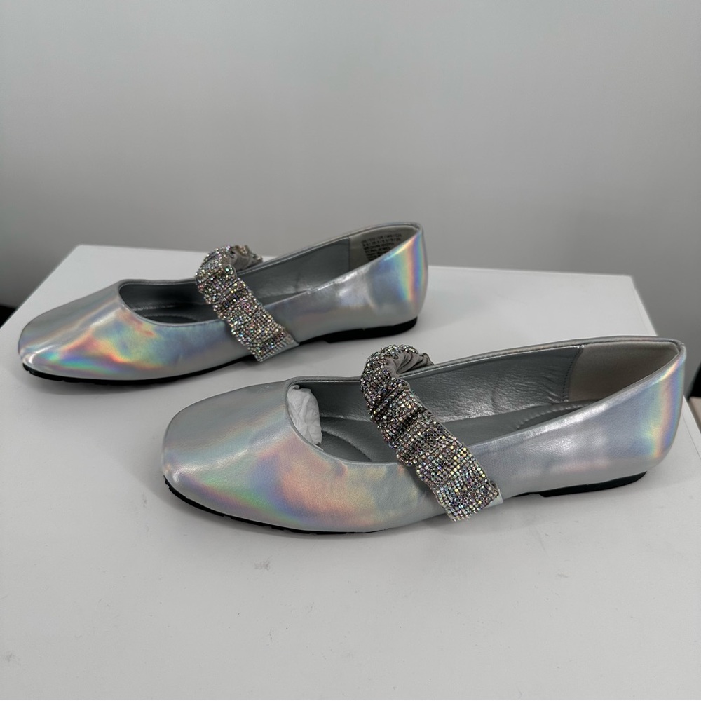 Kenneth Cole Reaction Elina Jewel Ballet Flats Silver size 8.5 Holographic - Picture 7 of 11